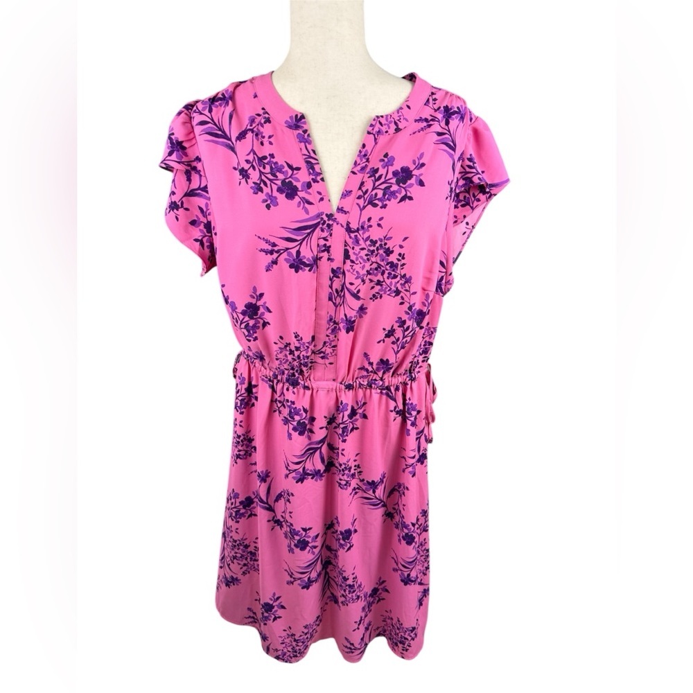 Pink Floral V-Neck Short Sleeve Dress